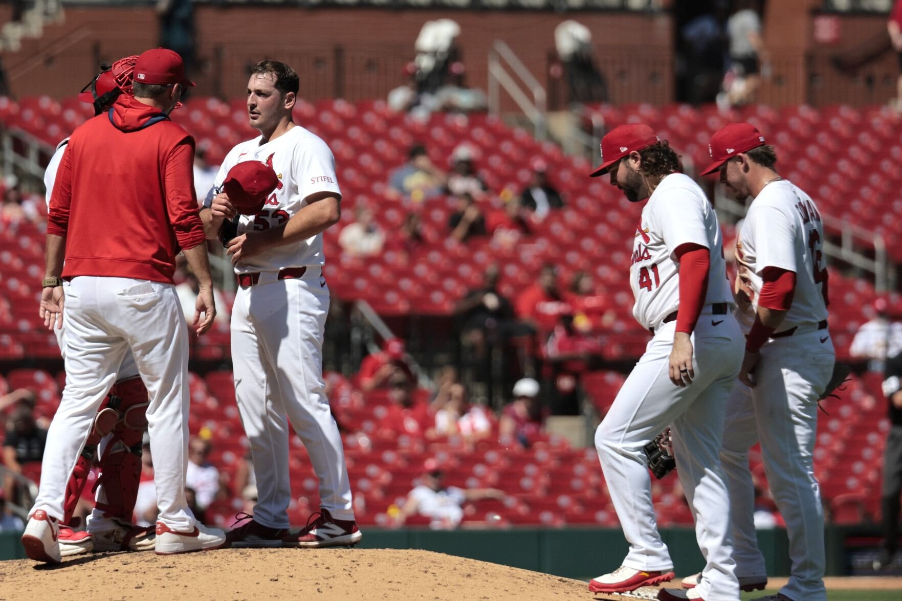 The 51黑料 Cardinals host the Cincinnati Reds.